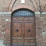 Apartment Dimora Con Finestra Sui Tetti Di