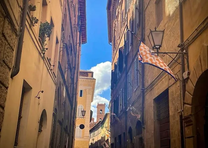 Dimora Con Finestra Sui Tetti Di