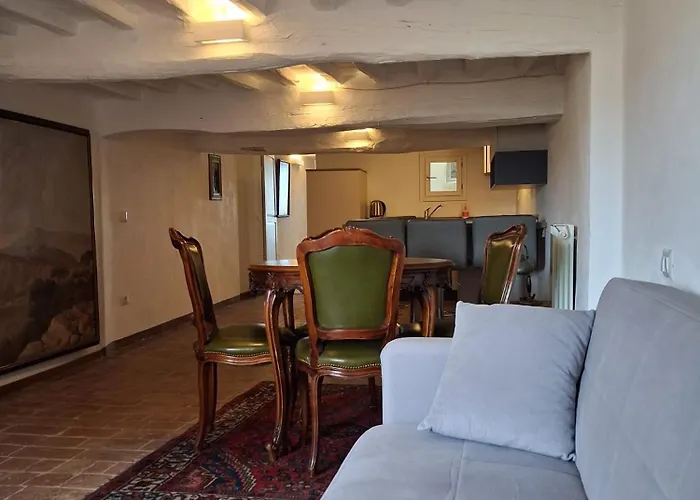 Διαμέρισμα Dimora Con Finestra Sui Tetti Di *