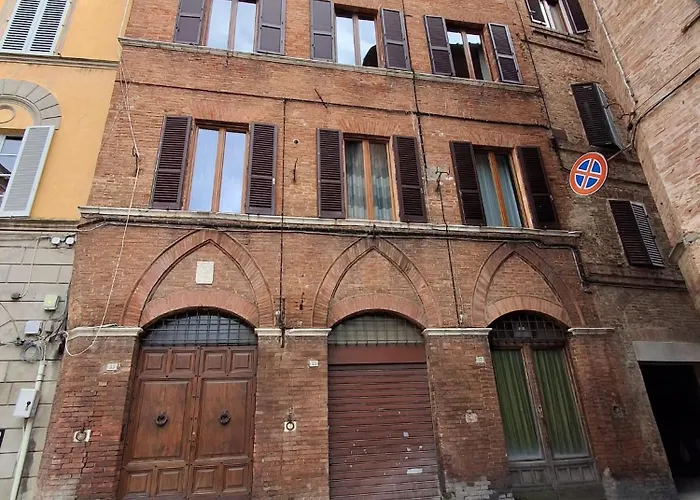 Dimora Con Finestra Sui Tetti Di