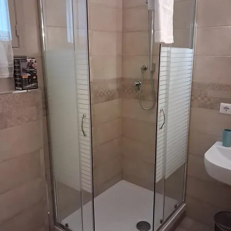 Dimora Con Finestra Sui Tetti Di סיינה