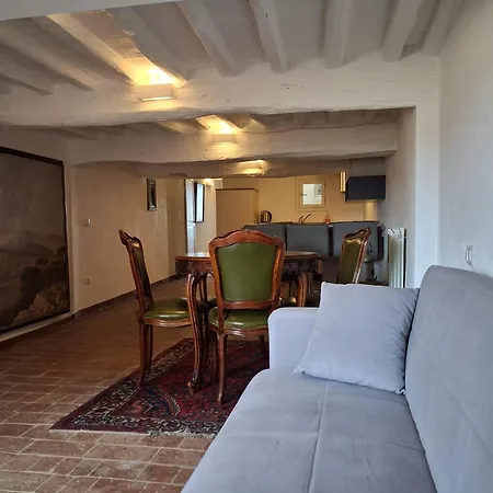 Apartment Dimora Con Finestra Sui Tetti Di *